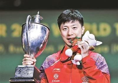 2019世乒赛马龙获男单冠军 马龙成男单三连冠第一人